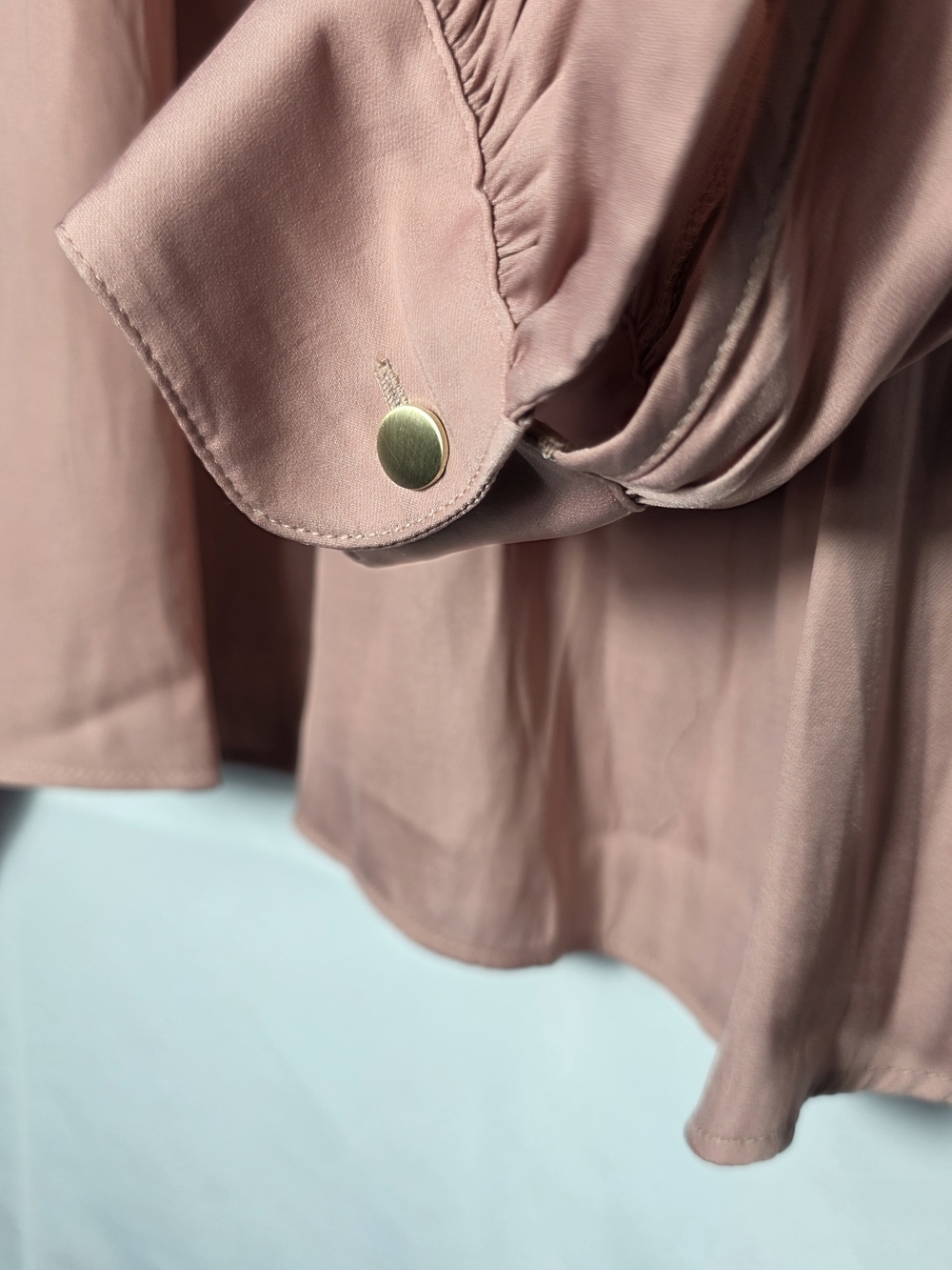 LOFT Blush Pink Long Sleeve Ruffle Yoke Blouse with Gold Buttons NWT Feminine - Picture 4 of 6
